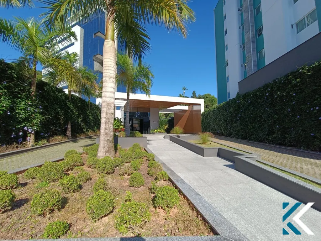 Excelente Sala Comercial no Centro Integrado Casa Blumenau - Bairro Garcia - foto 1