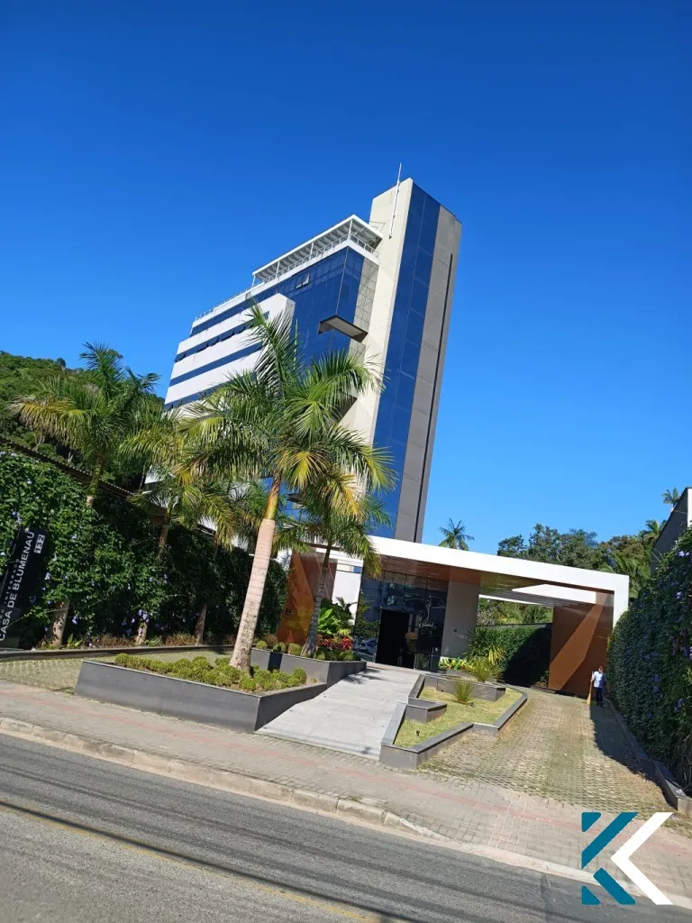 Excelente Sala Comercial no Centro Integrado Casa Blumenau - Bairro Garcia — foto 3
