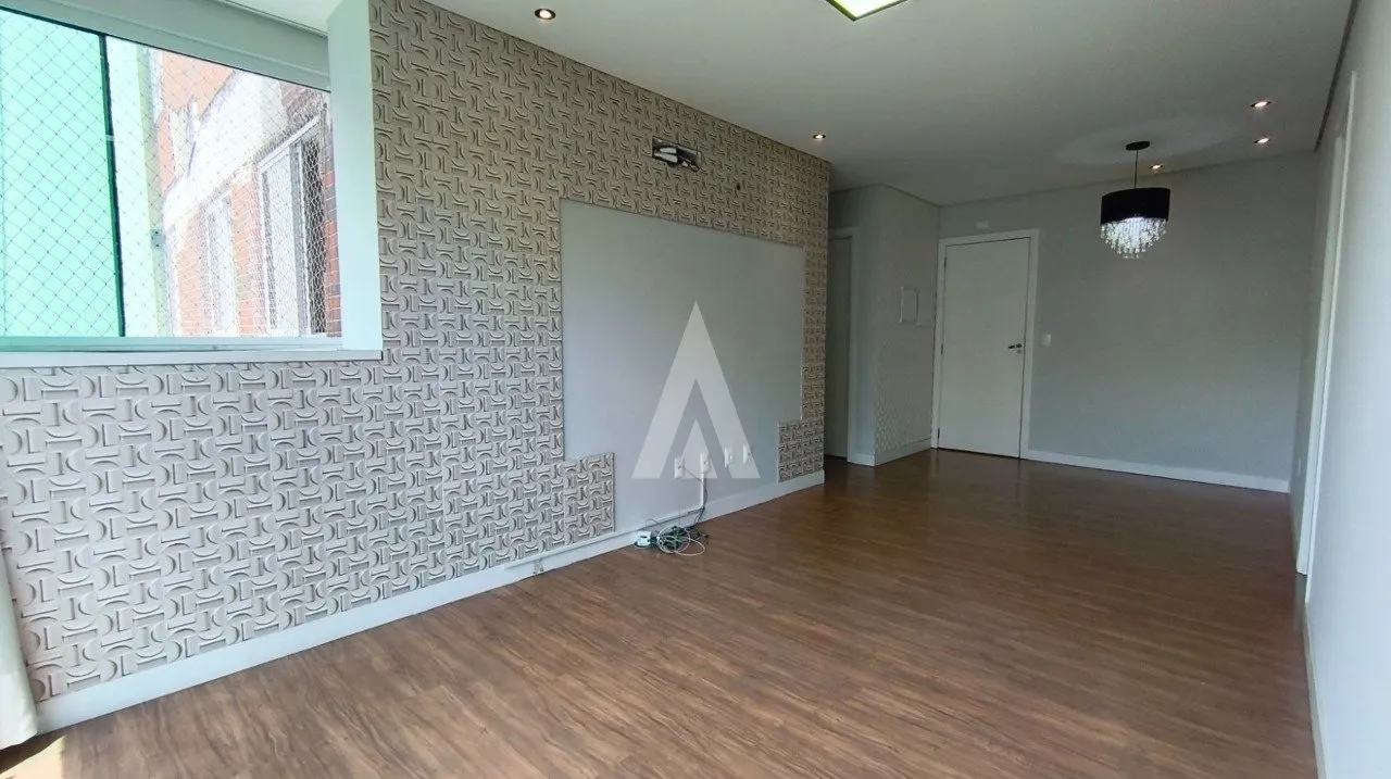 Apartamento com 1 suíte(s) mais 2 quarto(s) à venda no bairro ATIRADORES em JOINVILLE, por R$ 655.000.00. — foto 3
