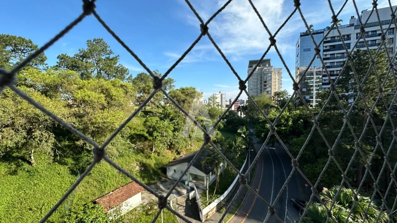 Apartamento com 1 suíte(s) mais 2 quarto(s) à venda no bairro ATIRADORES em JOINVILLE, por R$ 655.000.00. — foto 5