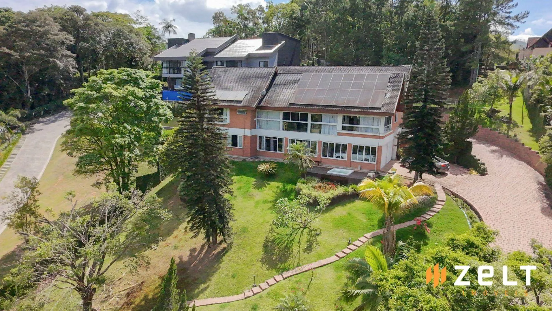 Casa com 5 dormitórios à venda, 600 m por R$ 7.500.000,00 - Centro - Pomerode/SC - foto 1
