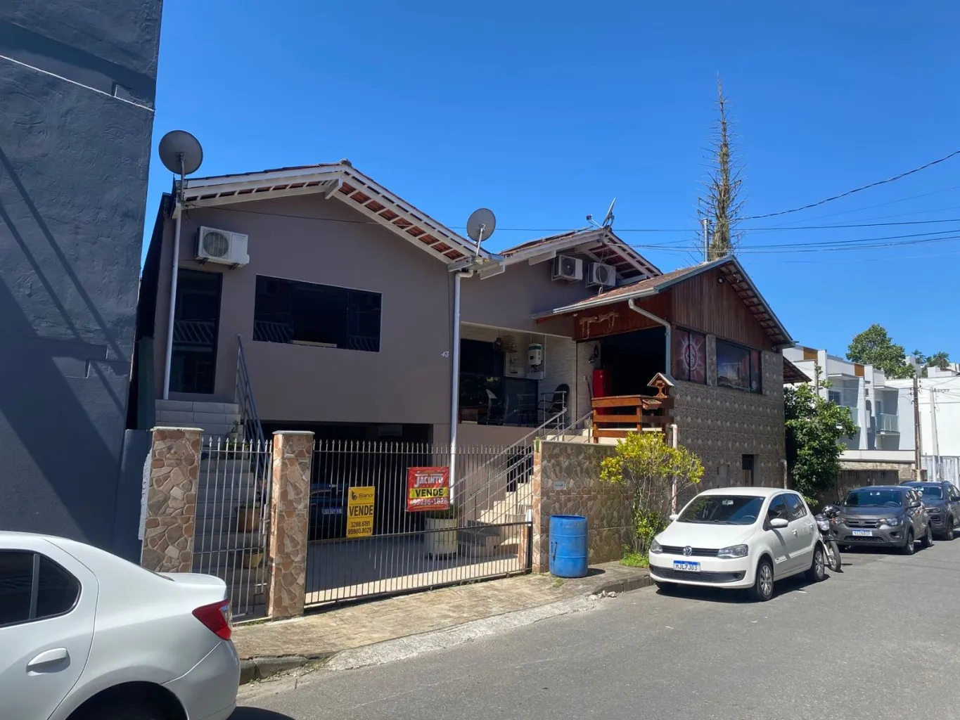 Casa com 4 quitinetes e sala comercial excelente oportunidade de renda — foto 2