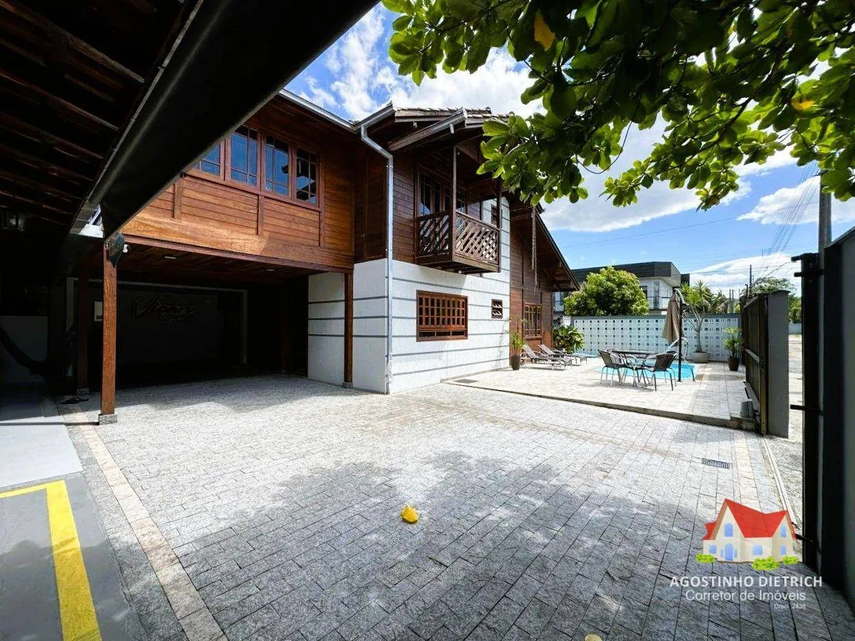 Conforto & Estilo! Sobrado Residencial C/03 Quartos C/Suite+Closet+Moveis+ Eletros+Edicula C/Area de Festa + Piscina No Bairro Aventureiro! — foto 7