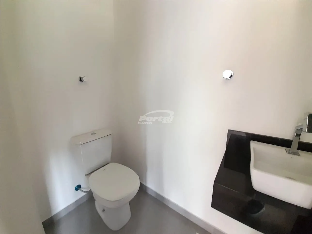 Sala ampla comercial disponível para locação no bairro Itoupava Norte, em Blumenau. — foto 6
