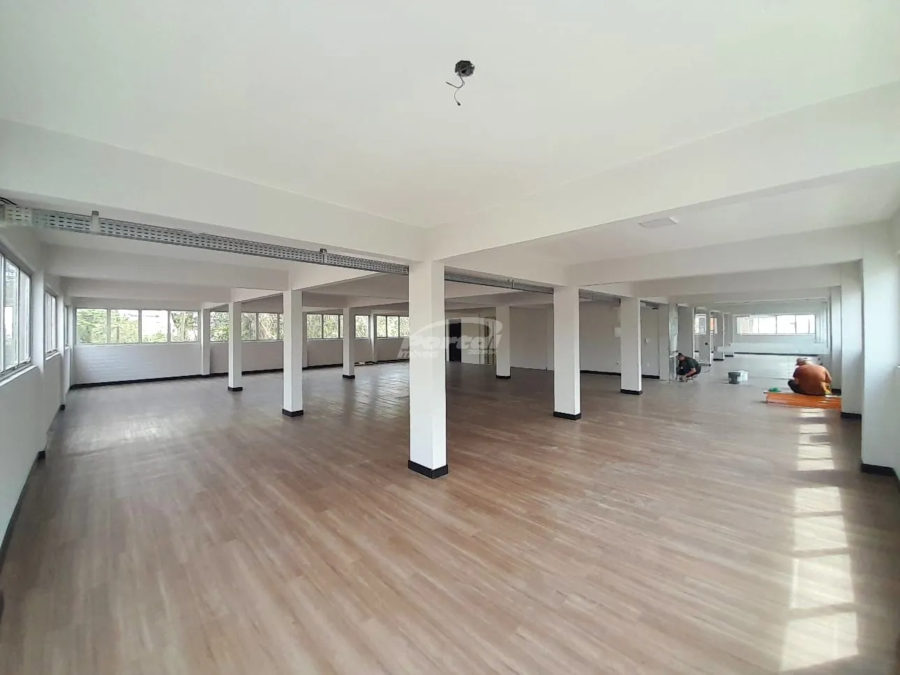 Sala ampla comercial disponível para locação no bairro Itoupava Norte, em Blumenau. — foto 6