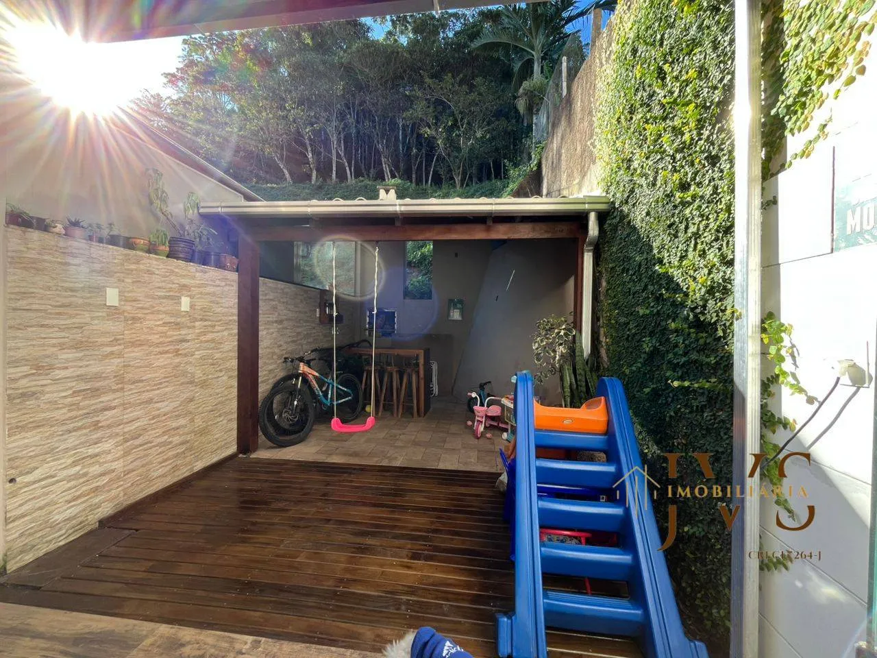 Sobrado semi mobiliado com 02 suítes na Itoupava central, — foto 2