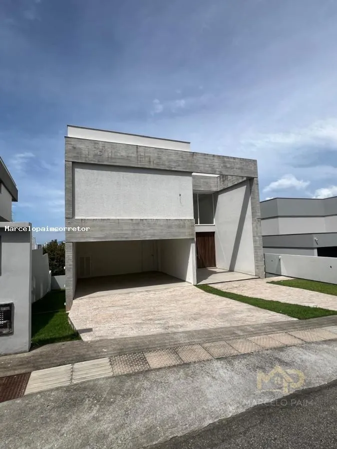 Casa Duplex para Venda em Palhoça, Pedra Branca, 3 dormitórios, 3 suítes, 3 banheiros, 2 vagas - foto 1