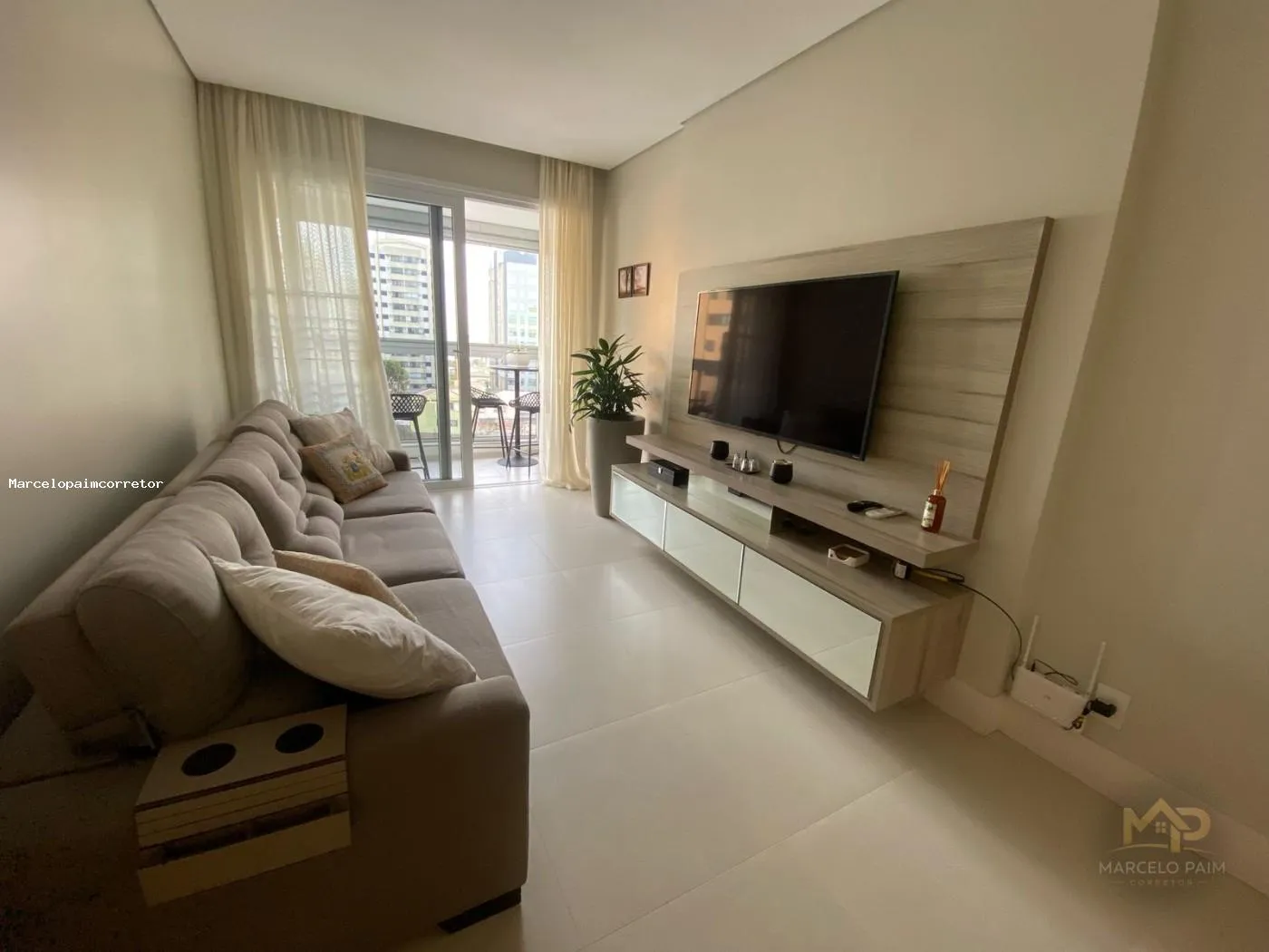 Apartamento para Venda em Florianópolis, Centro, 2 dormitórios, 1 suíte, 2 banheiros, 1 vaga — foto 7
