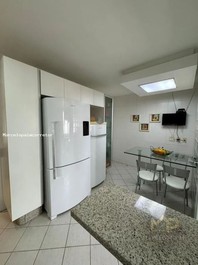 Apartamento para Venda em Florianópolis, Centro, 4 dormitórios, 3 suítes, 4 banheiros, 2 vagas — foto 3