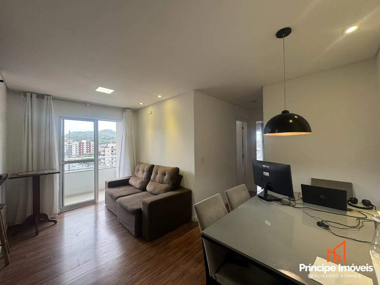 Apartamento com 2 quartos no Iririú em Joinville — foto 3