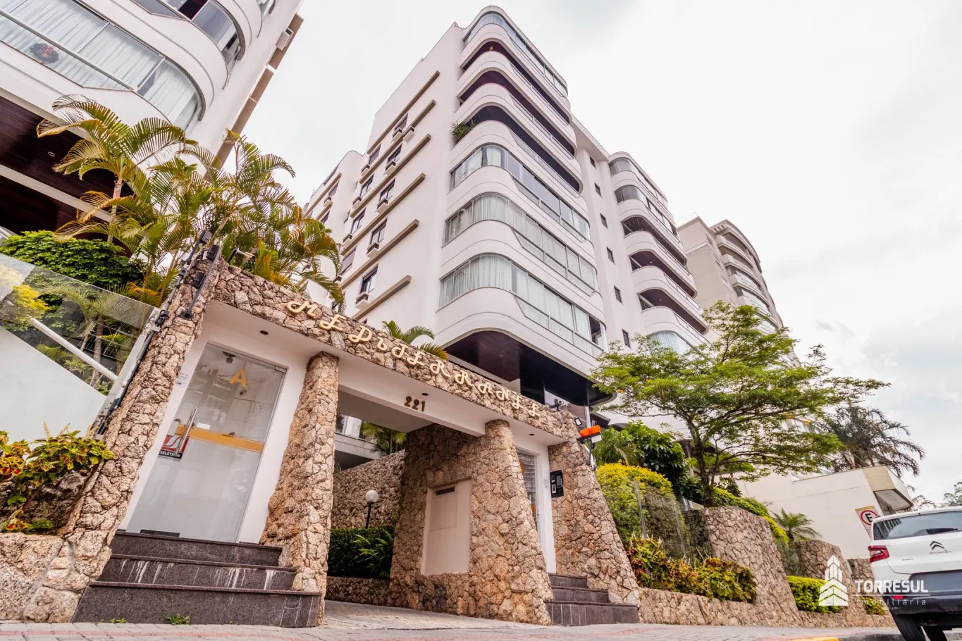 Apartamento alto padrão no Jardim Blumenau — foto 2
