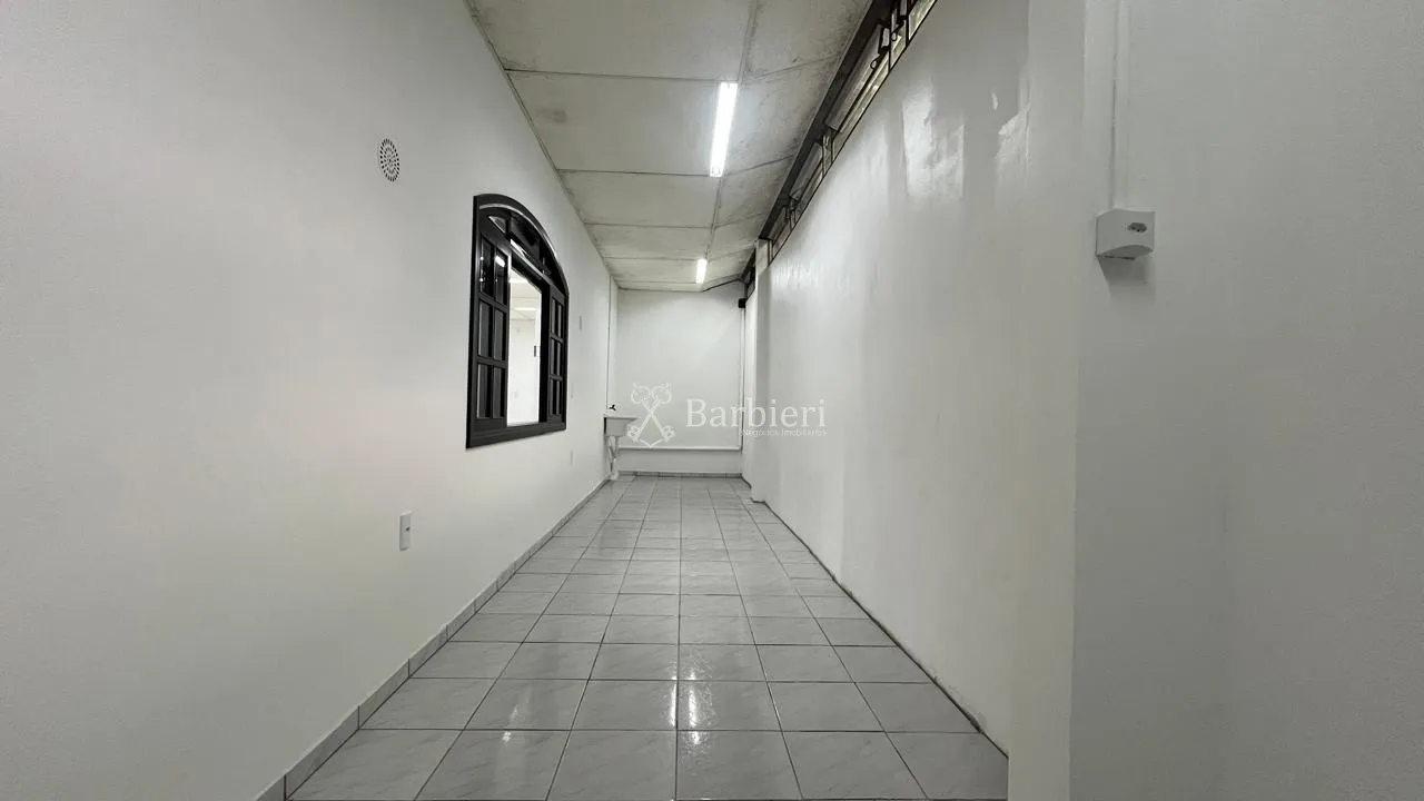 Sala Comercial Ampla com Recepção em Valparaiso - Blumenau/SC — foto 4