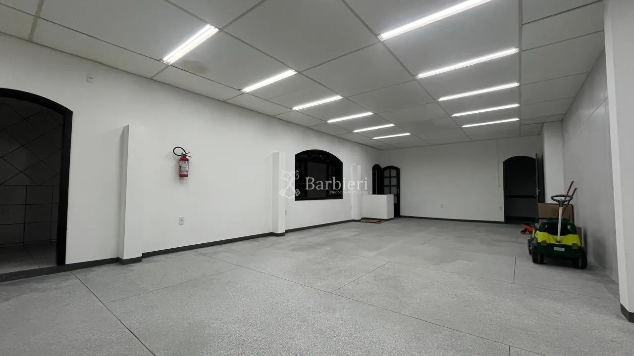 Sala Comercial Ampla com Recepção em Valparaiso - Blumenau/SC — foto 5