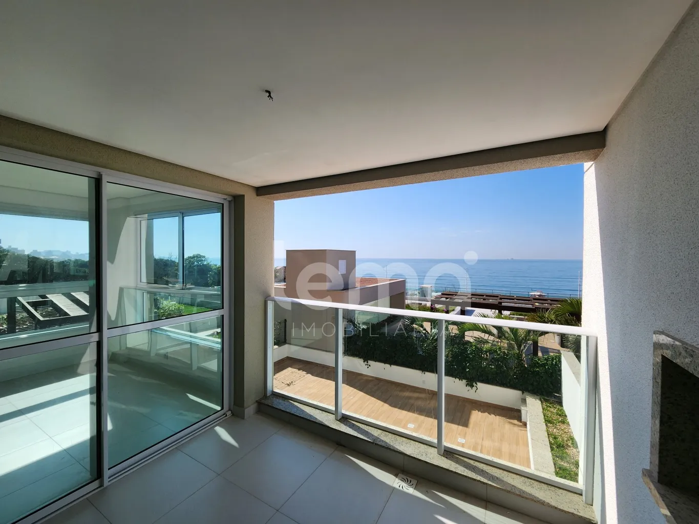 Apartamento frente mar em Balneário Piçarras — foto 2