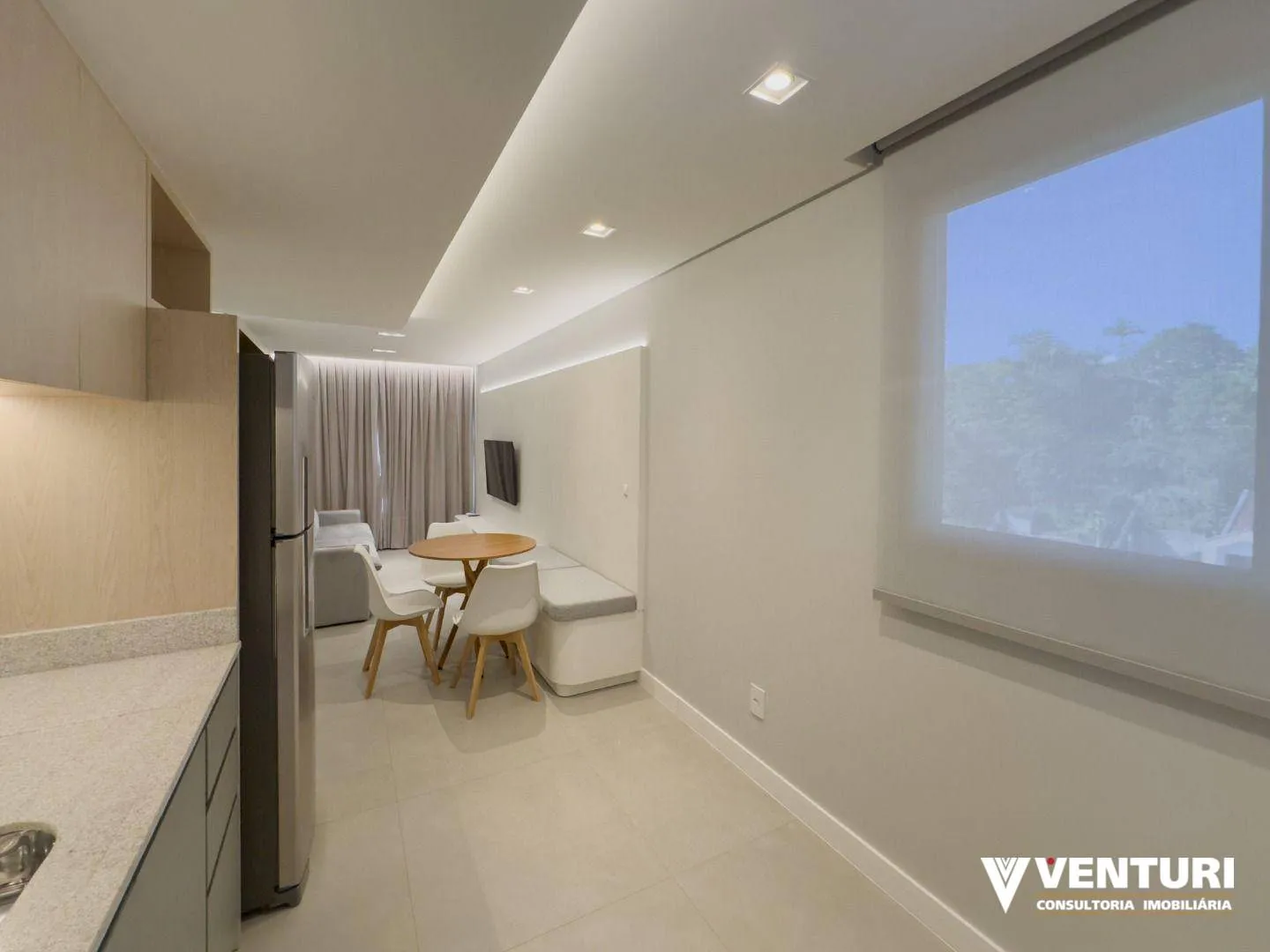 Apartamento com 2 dormitórios, sendo 1 suíte para alugar, 60 m por R$ 5.200/mês - Velha - Blumenau/SC — foto 2