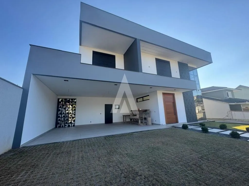 Casa com 3 suítes e 2 quartos à venda no bairro Glória em Joinville-SC por R$3.600.000,00. — foto 2