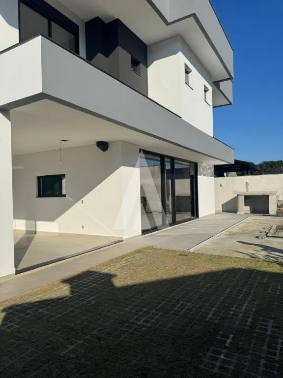 Casa com 3 suítes e 2 quartos à venda no bairro Glória em Joinville-SC por R$3.600.000,00. — foto 6