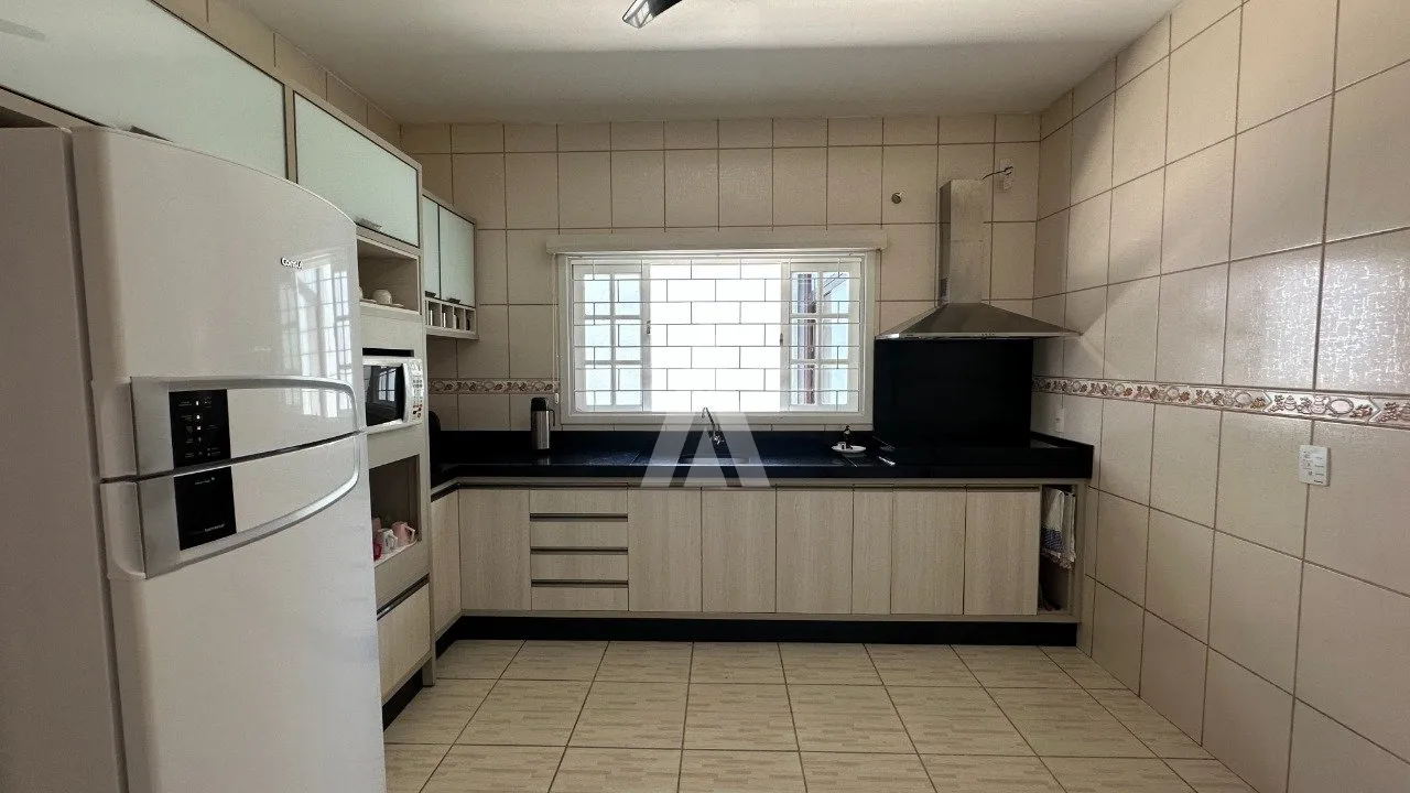 Casa com 2 quartos à venda no bairro Pirabeiraba em Joinville-SC por R$850.000,00. — foto 6