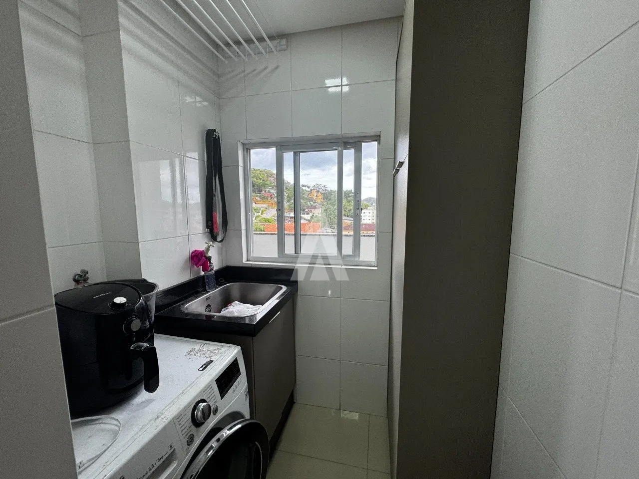 Apartamento com 1 suíte(s) mais 1 quarto(s) à venda no bairro BOM RETIRO em JOINVILLE, por R$ 395.000.00. — foto 7