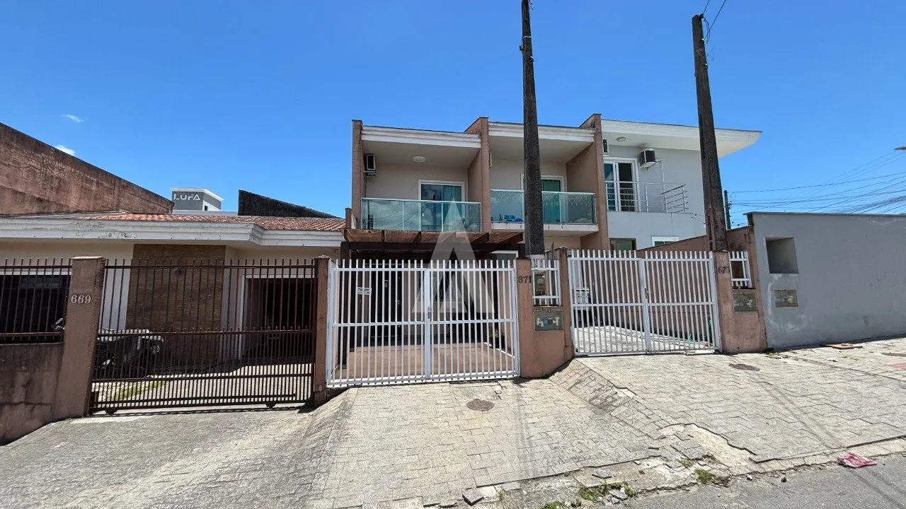 Sobrado Geminado com dois quartos à venda no Bairro Fátima em Joinville a por R$ 350.000,00. - foto 1