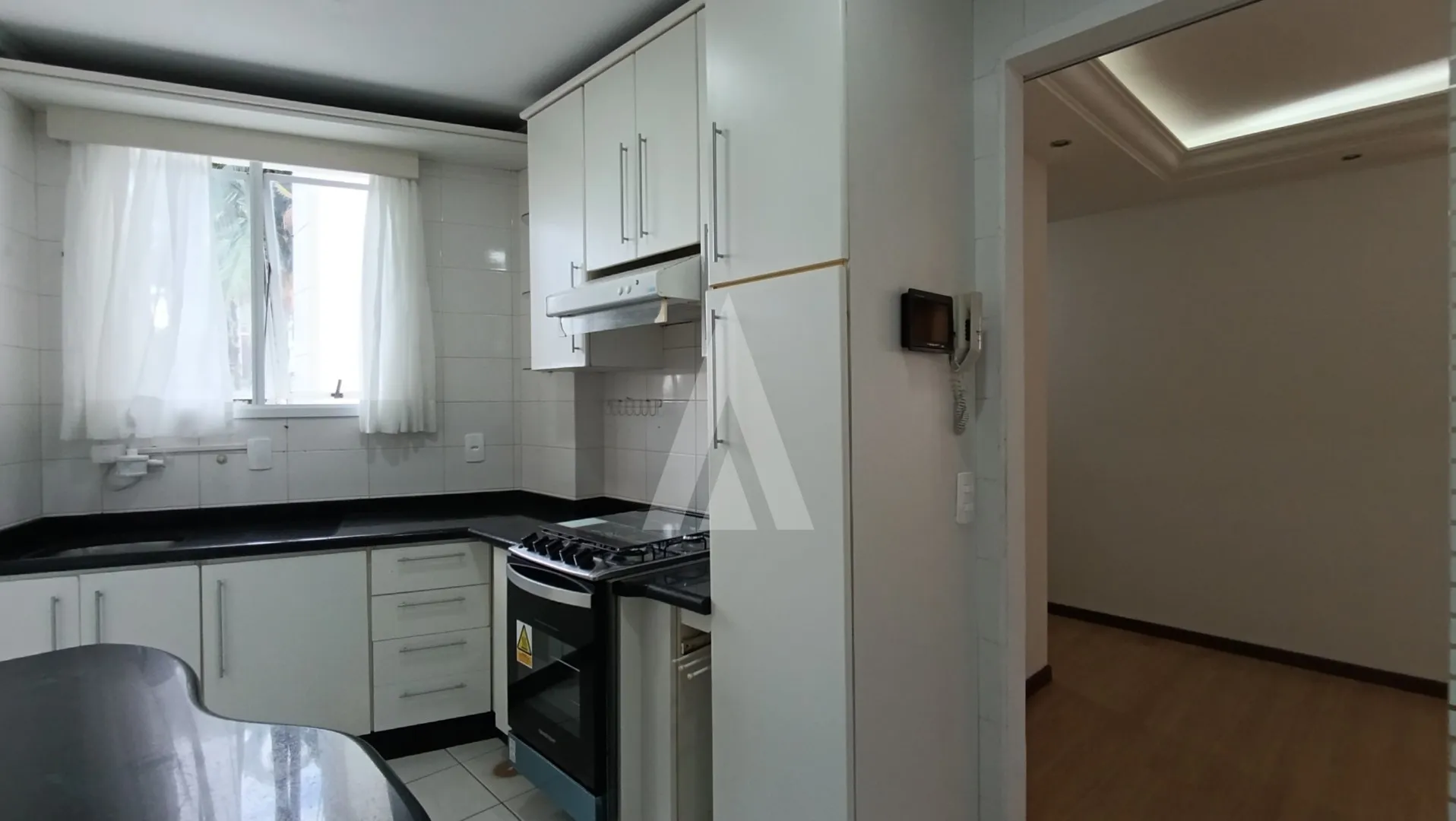 Apartamento com 03 quartos, sendo 01 suíte, edifico com elevador no bairro América. — foto 7