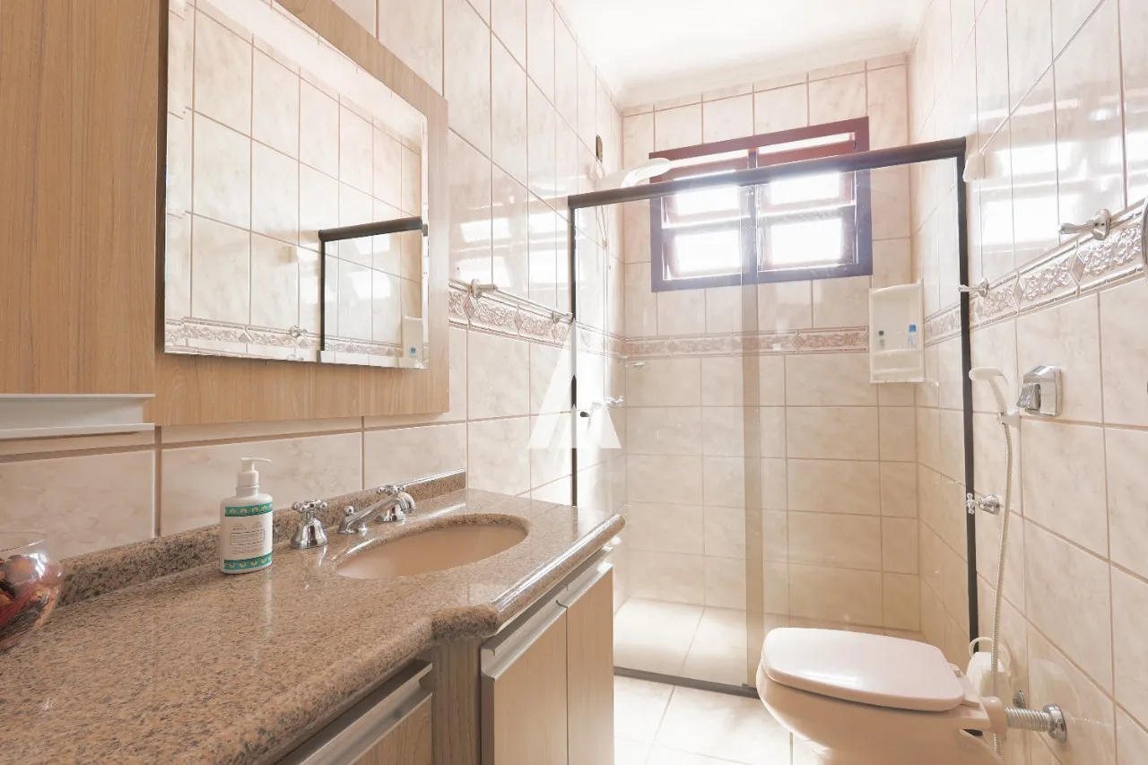 Casa com 1 suíte e 3 quartos à venda no bairro Costa e Silva em Joinville-SC por R$1.550.000,00. — foto 7