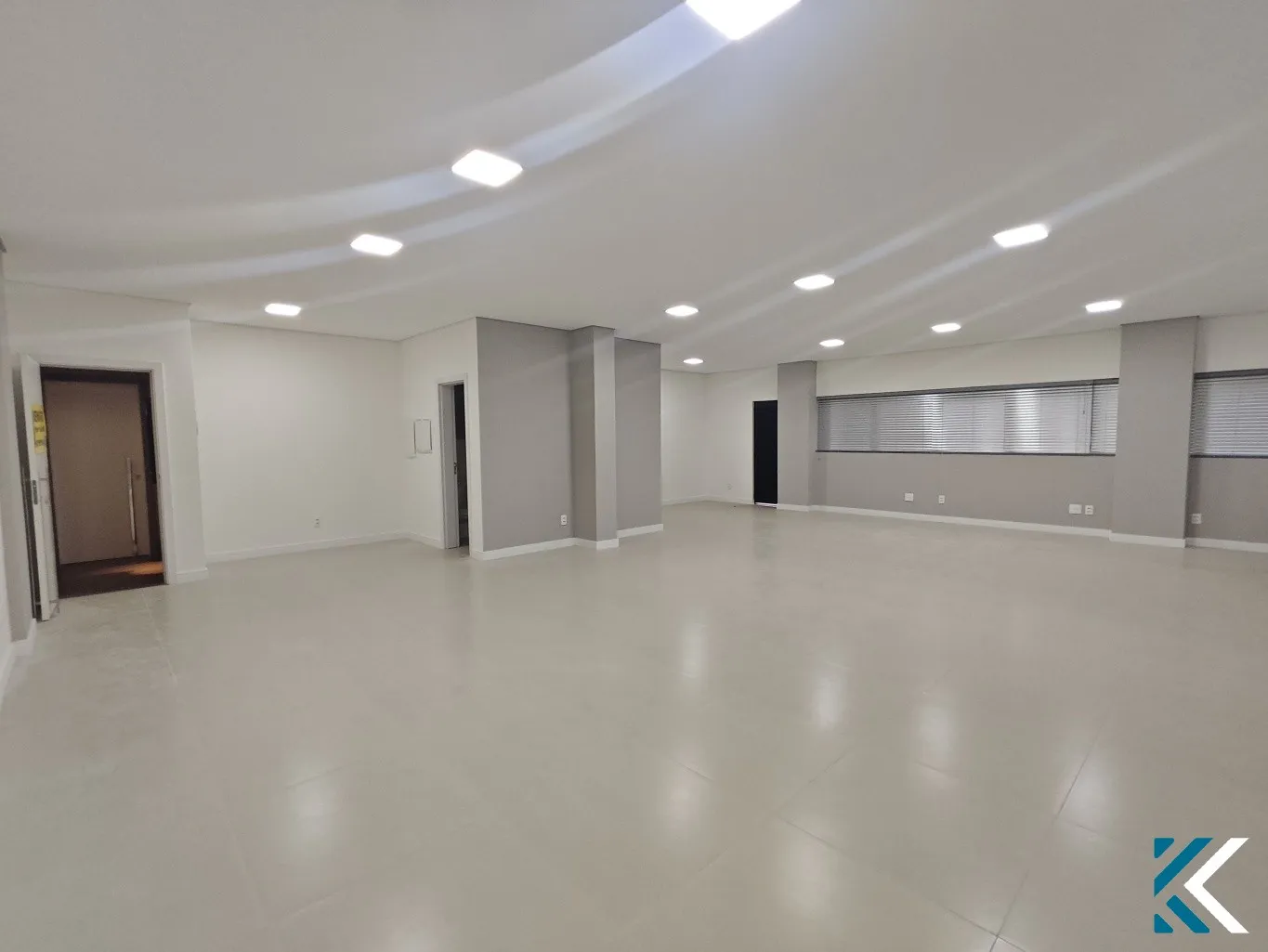Sala Comercial - Centro Integrado Casa de Blumenau | 95 m | 2 Vagas — foto 7