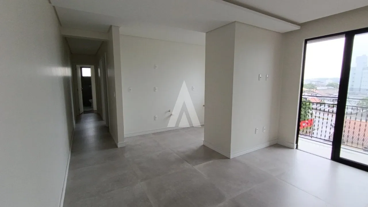 Ótimo apartamento com 1 suíte mais 1 quarto à venda no bairro Santo Antônio em Joinville - SC de R$500.000,00 por R$465.000,00. — foto 2