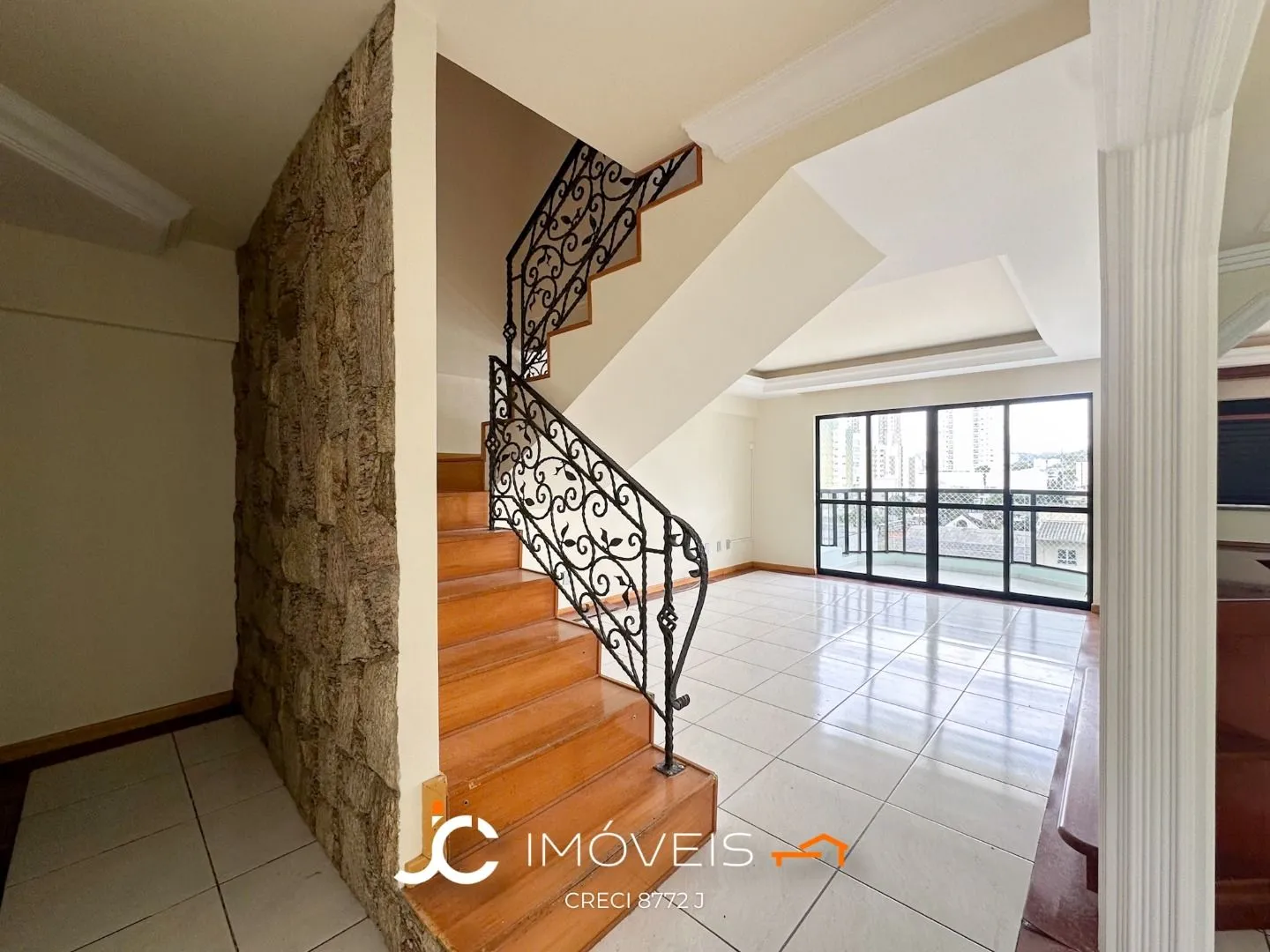 Apartamento com 3 dormitórios à venda, 224 m por R$ 730.000,00 - Vila Nova - Blumenau/SC - foto 1