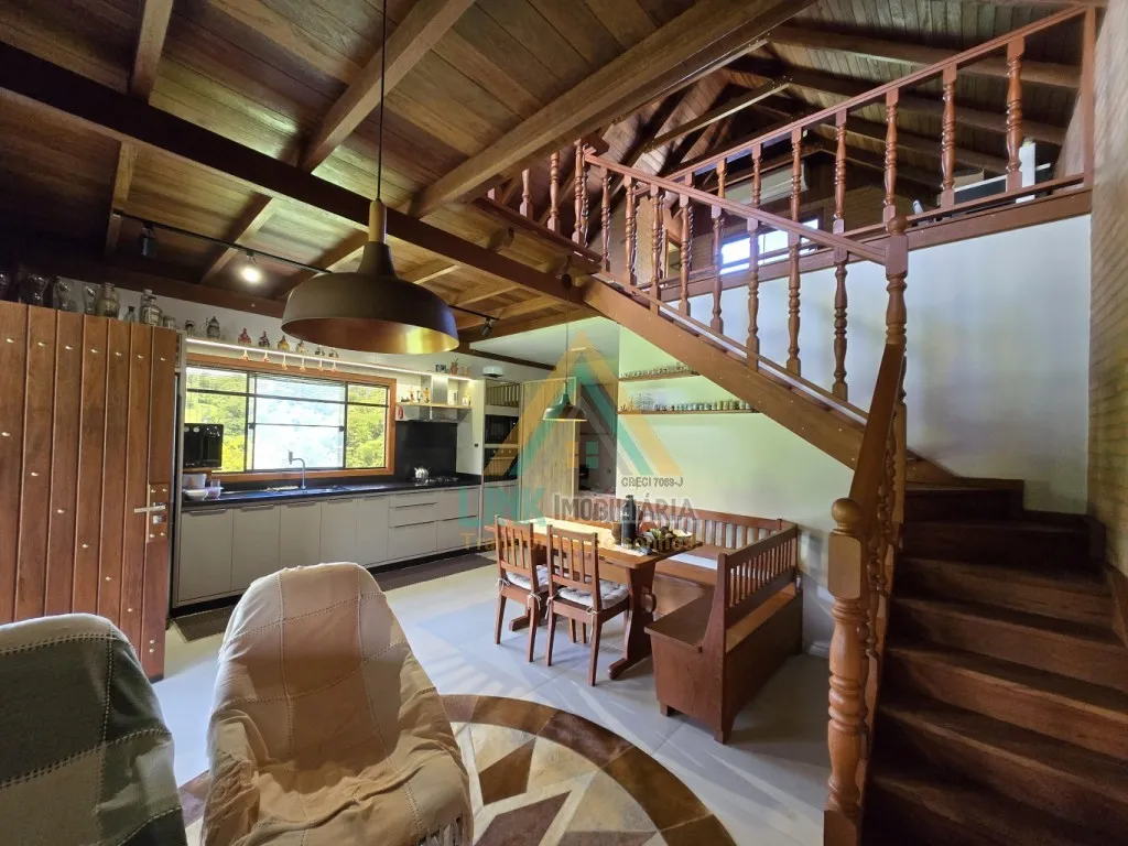 Chalé no Bairro Pomerode Fundos, com Área Construída de 164,89m na cidade de Pomerode, com área total de 38.250,00m. — foto 6