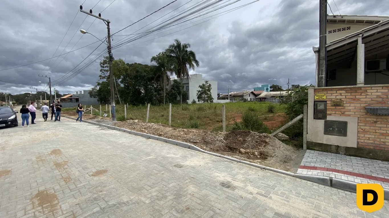 Lindo terreno, perto do mar, em Piçarras! — foto 3