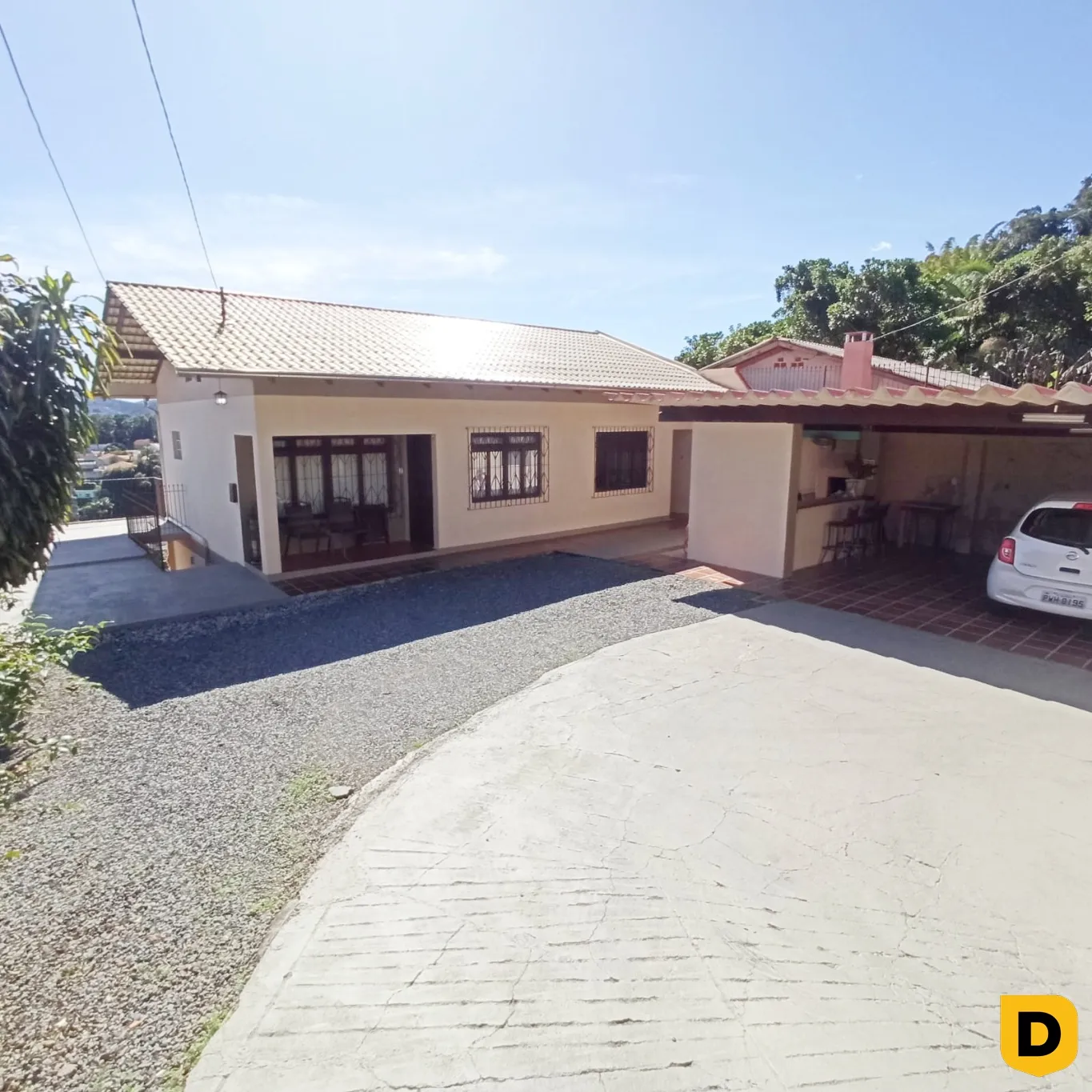 Oportunidade Única: Casa Charmosa no Bairro Garcia. - foto 1