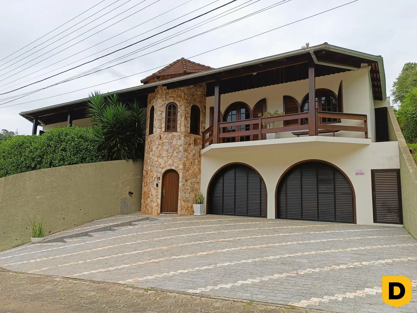 Casa com Piscina em rua tranquila a 5 min do centro de Blumenau! — foto 2