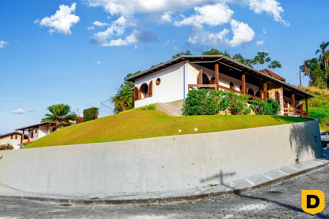 Casa com Piscina em rua tranquila a 5 min do centro de Blumenau! — foto 3