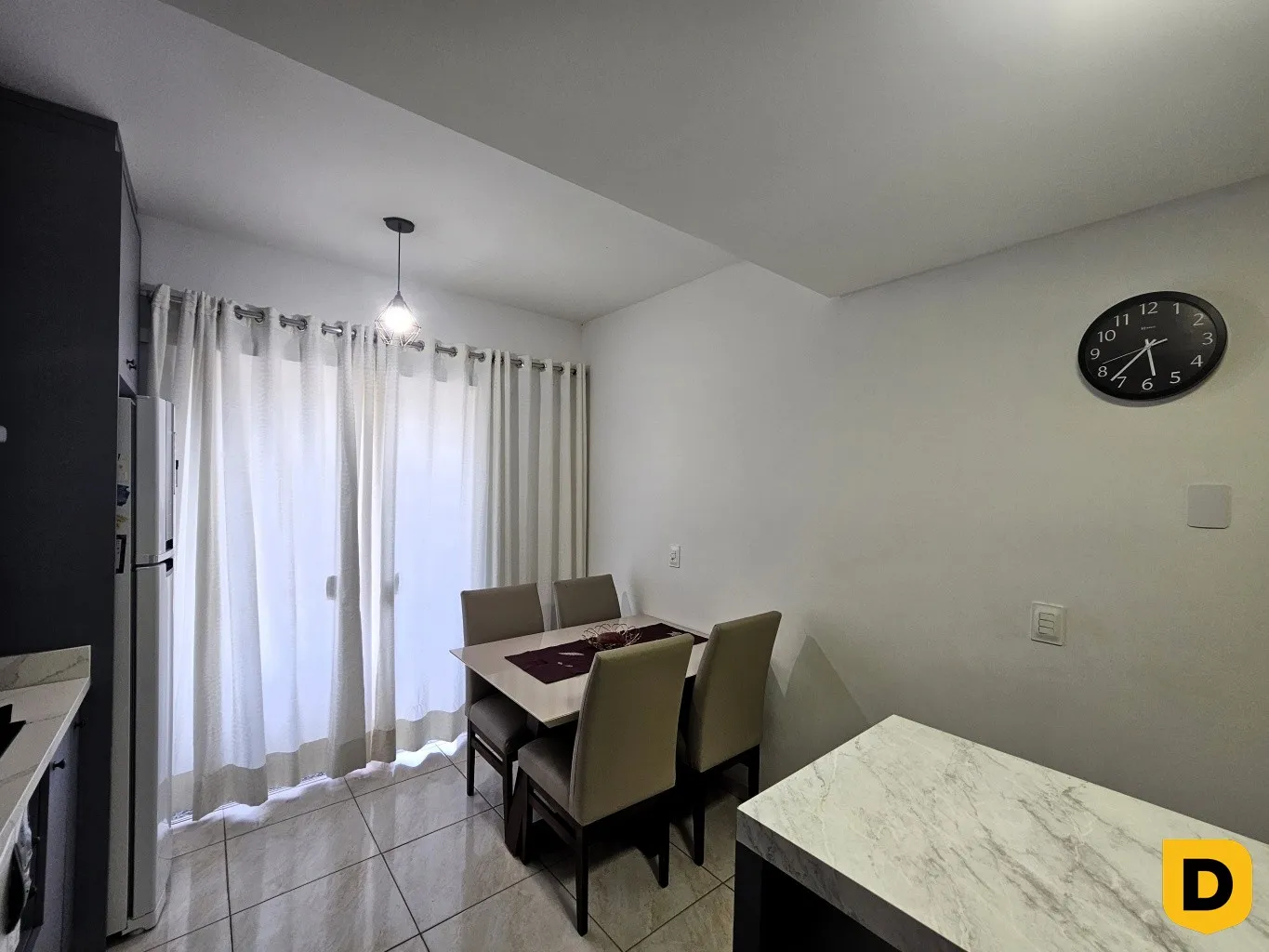 Casa com 2 dormitórios, semi mobiliado — foto 4