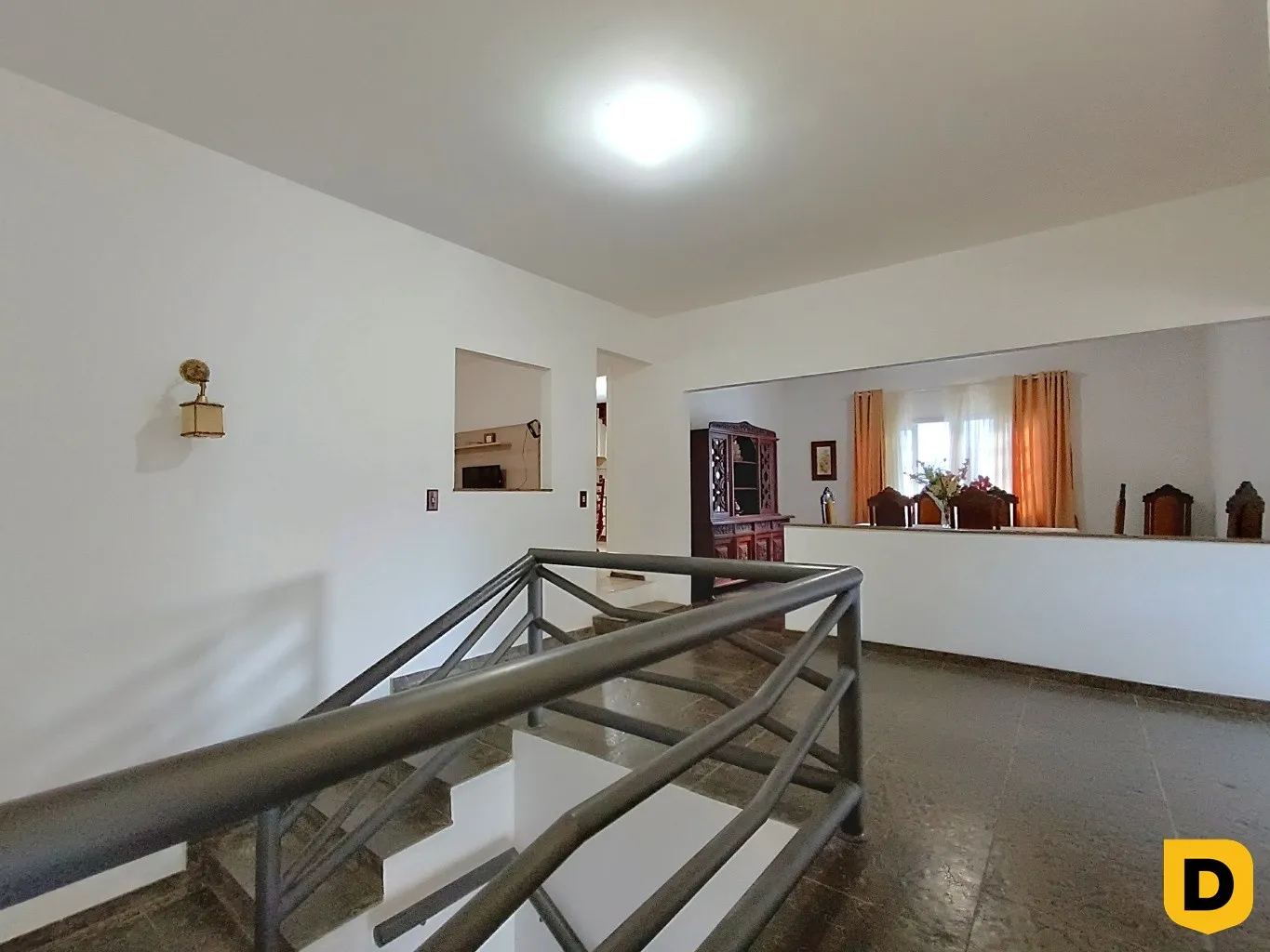 Ampla casa com 04 quartos(1 Suíte Master) em terreno de 1.152 m, livre de desastres naturais. — foto 5