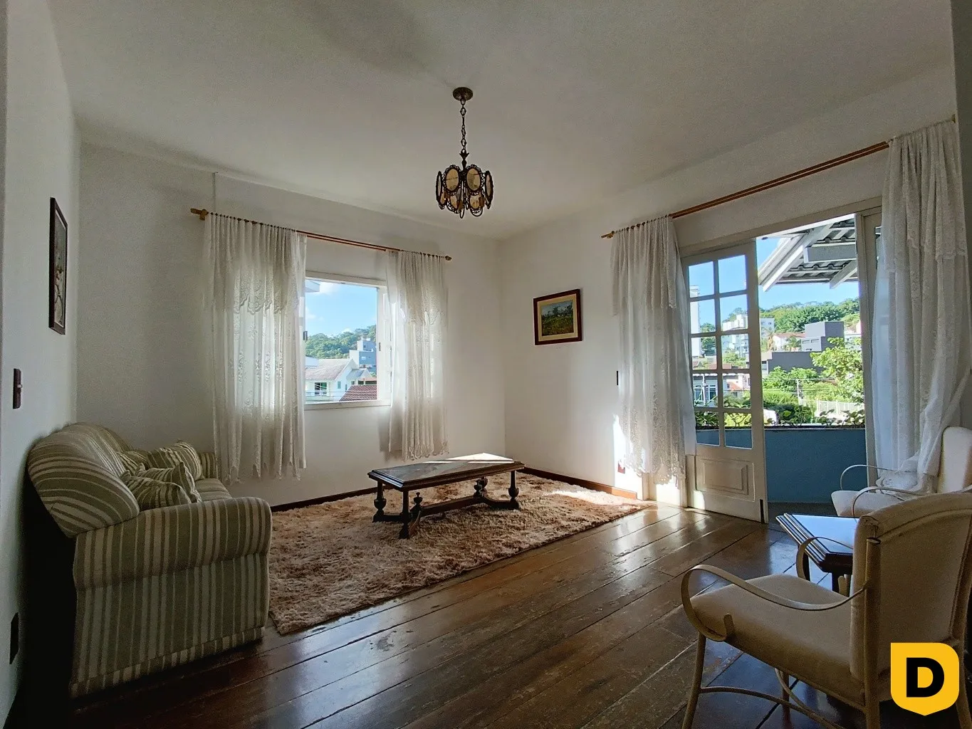 Ampla casa com 04 quartos(1 Suíte Master) em terreno de 1.152 m, livre de desastres naturais. — foto 7