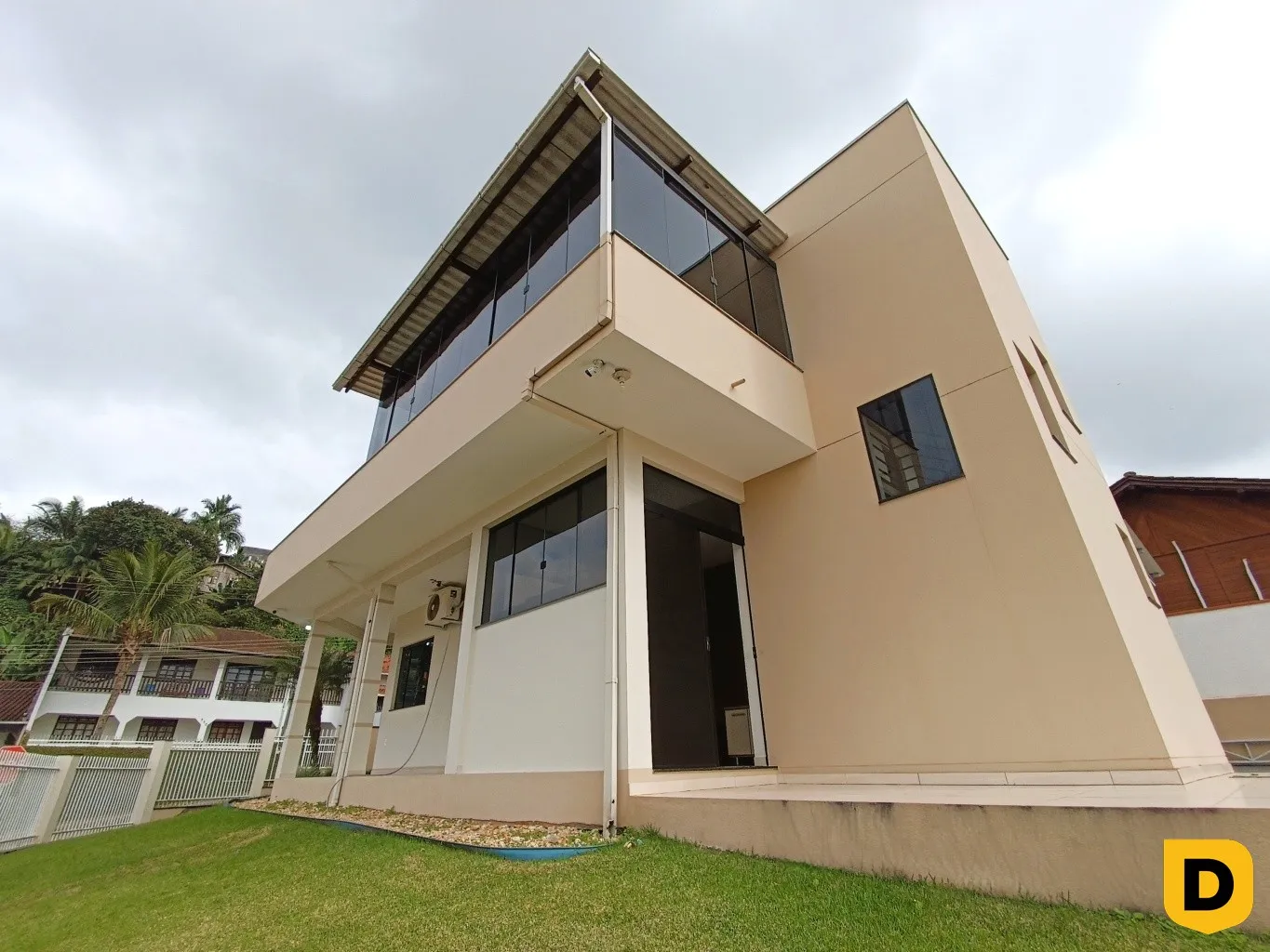 Casa ampla de 3 quartos, à venda no bairro Salto do Norte - Blumenau/SC. — foto 4