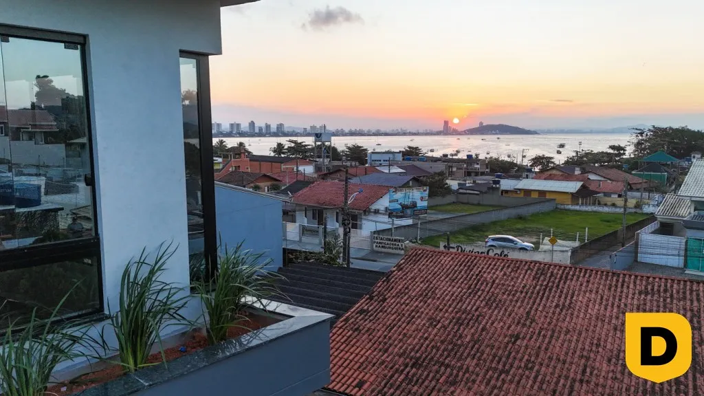 Oportunidade - Apto com 3 dorm. (1 suíte), a 275 metros do mar, em Penha/SC. - foto 1