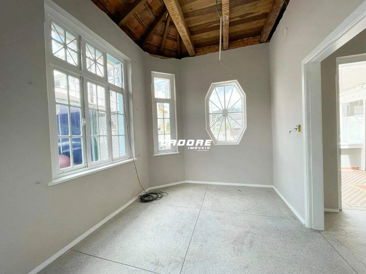 Casarão comercial de aproximadamente 230 m no bairro Garcia — foto 6