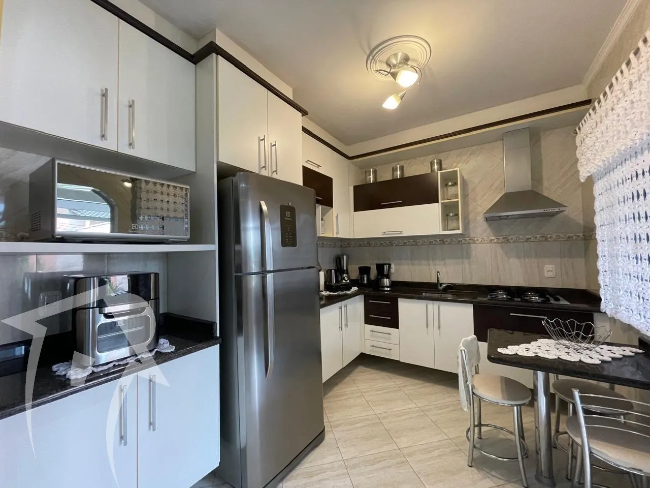 Linda casa Alto padrão com 6 quartos, piscina, belíssima área de festas — foto 7