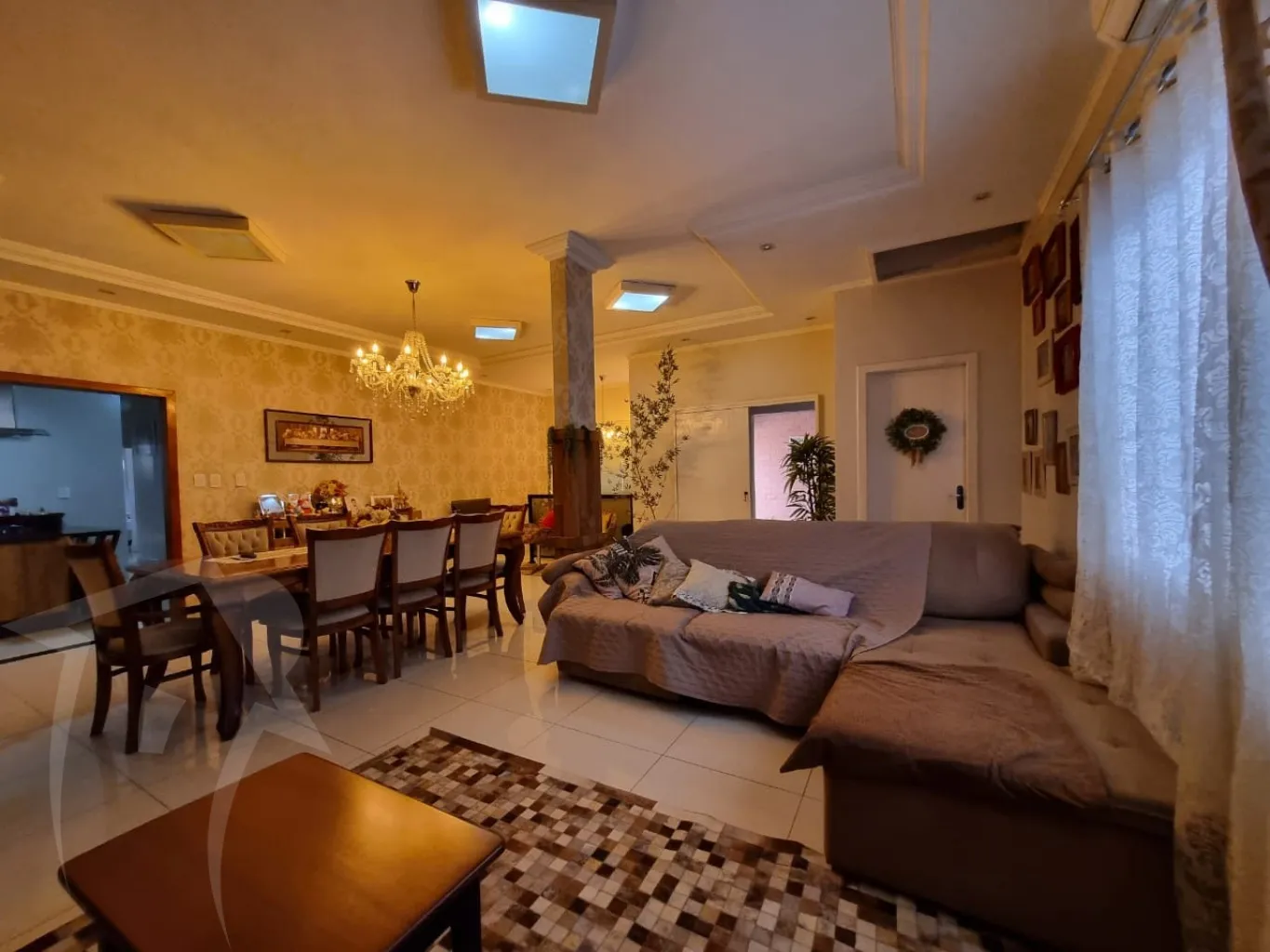 Linda casa área de festas piscina com duas ampla salas comerciais - foto 1