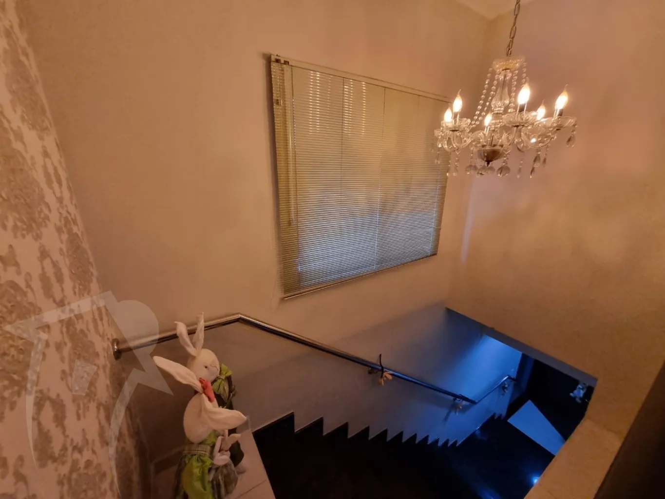 Linda casa área de festas piscina com duas ampla salas comerciais — foto 3