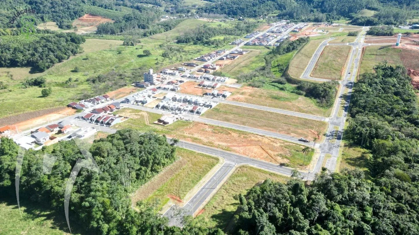 Lote pronto para construir em bairro com Alto índice de desenvolvimento. — foto 3