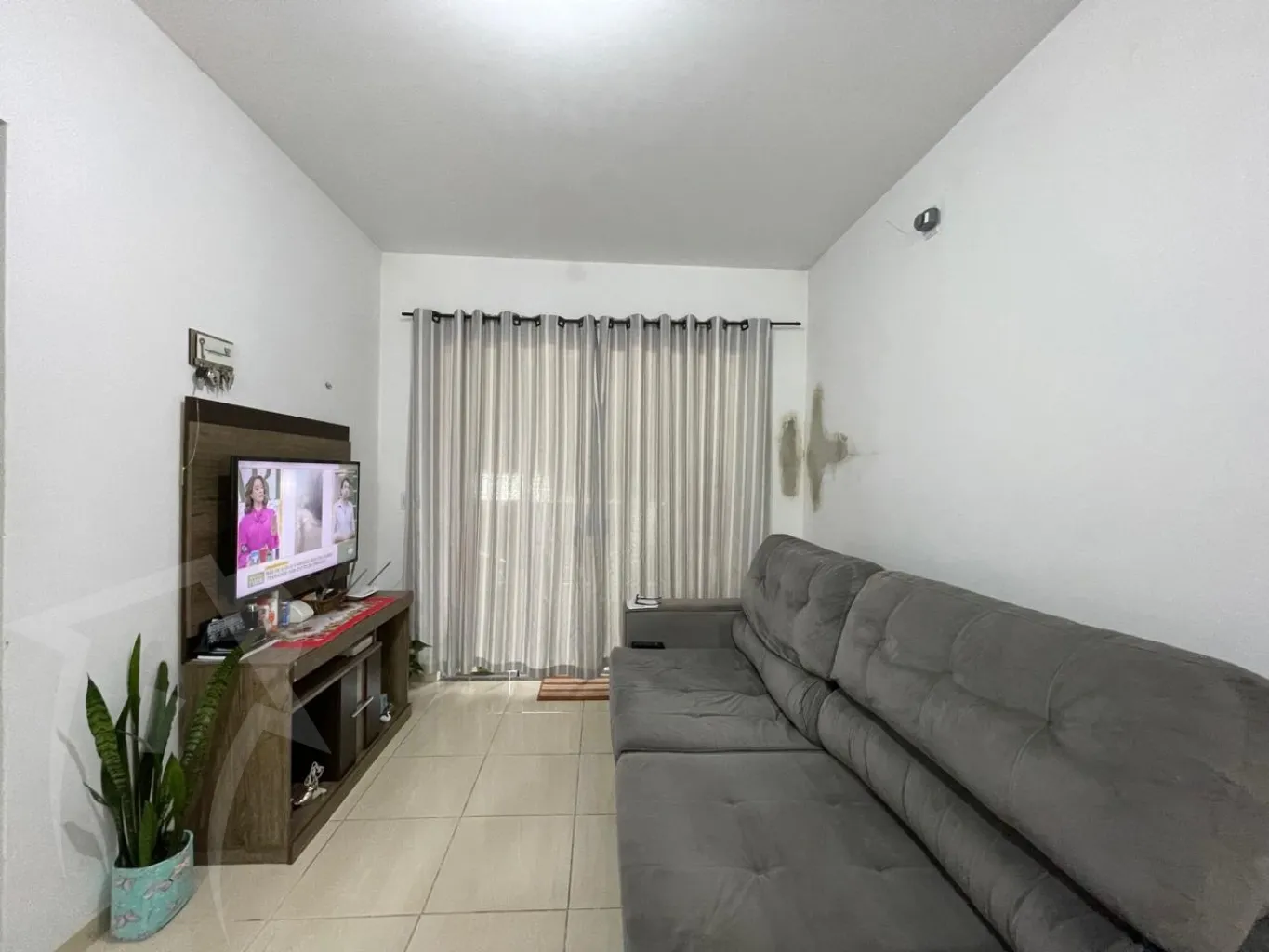 Casa no João Paulo II com área de festas e garagem coberta para 04 veículos — foto 5