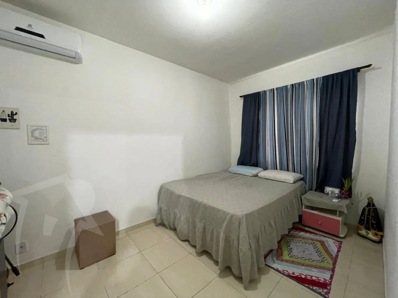 Casa no João Paulo II com área de festas e garagem coberta para 04 veículos — foto 7