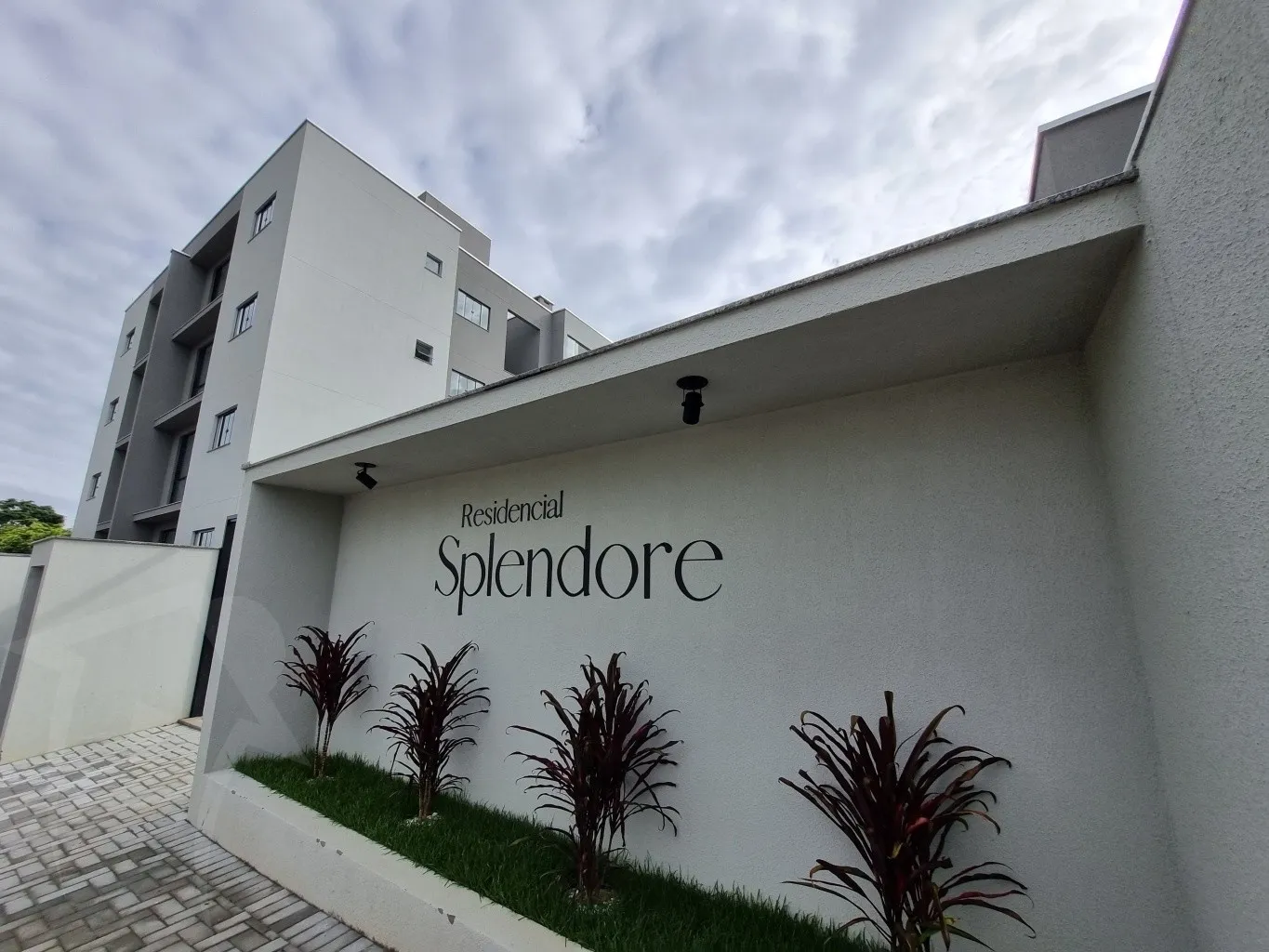 Apartamento com 2 dormitórios no Residencial Splendore no bairro Carijós em Indaial - foto 1