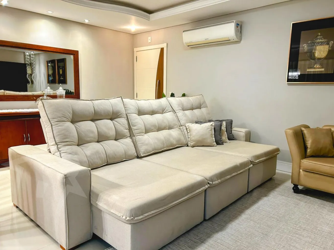 Lindo apartamento mobiliado e com duas vagas de garagem. — foto 3