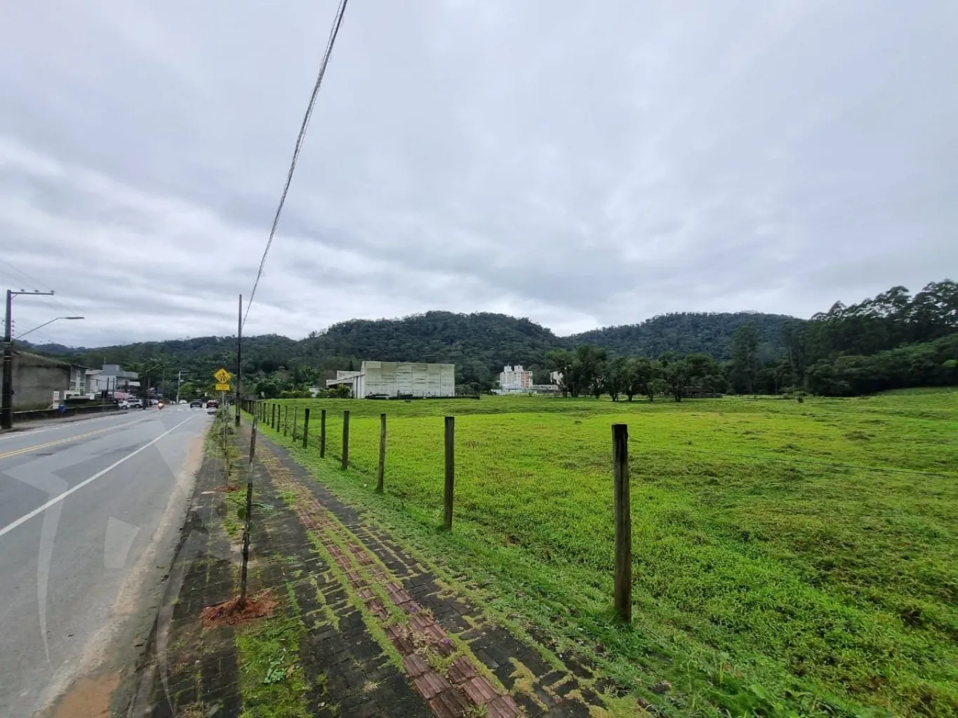 TERRENO COMERCIAL - foto 1