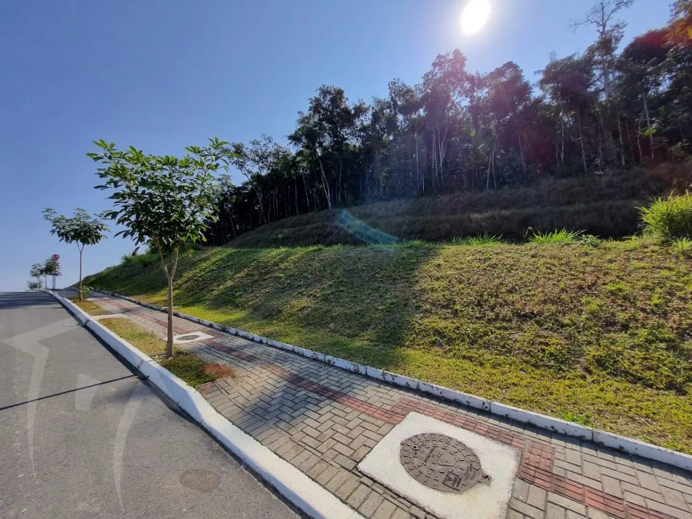 Terrenos com boa localização, construções padrão — foto 7